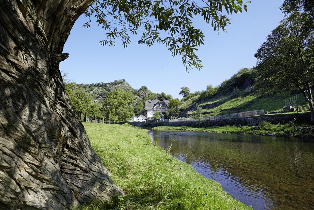 Hotel Pension Jagerstubchen Mayschoß Exteriör bild